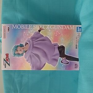 Four Mobile Gundam Z figurine